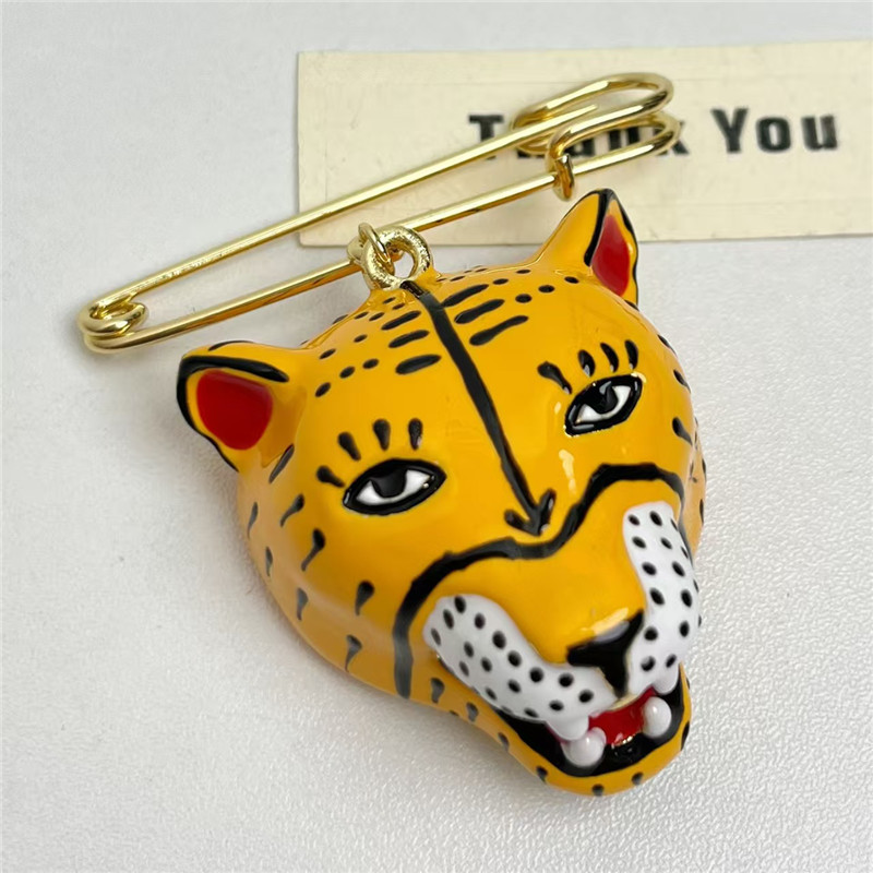 Elegant Enamel Tiger Brooch Pi - Women'S Formal Wear Accessories ulasan dan harga